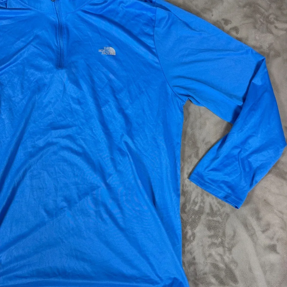 The North Face Mens XXL Blue Quarter Zip Long Sleeve Performance Pullover Shirt